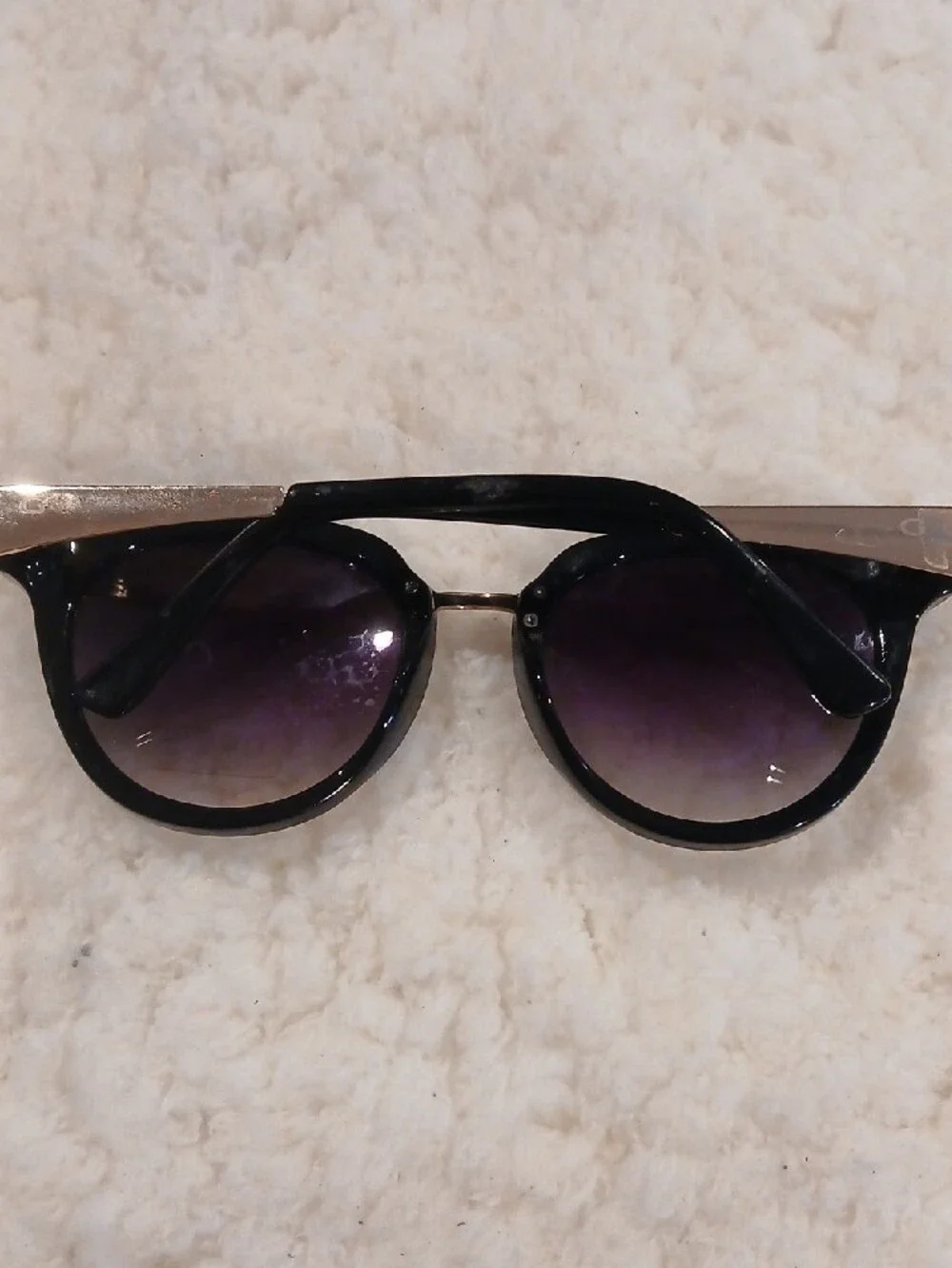 Guess stylish women